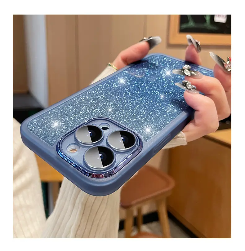 Gradient Glitter iPhone 15 Protective Case — feature 4
