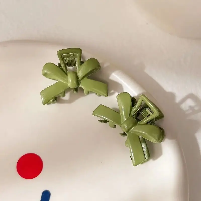 Green Bow Hair Clips for Women Autumn Winter New Year — feature 4