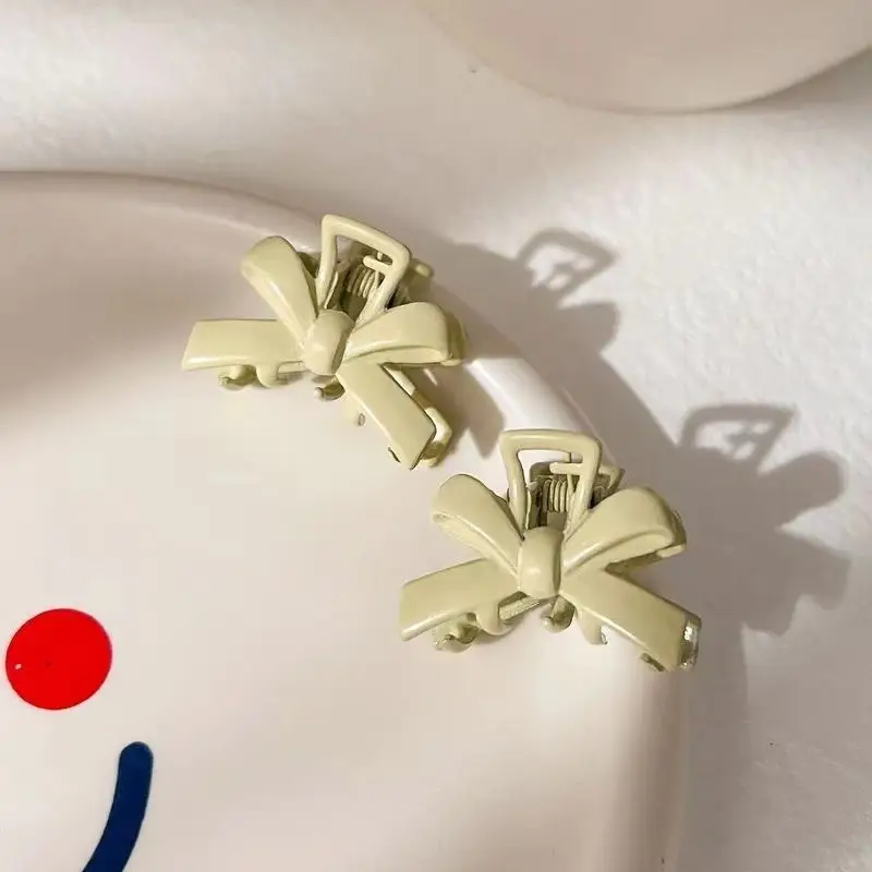 Green Bow Hair Clips for Women Autumn Winter New Year — feature 7