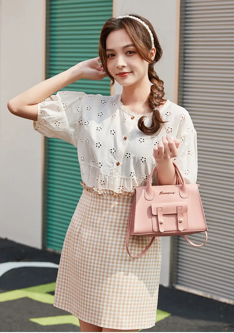 Black Korean Style Women's Shoulder Bag 2023 — feature 2