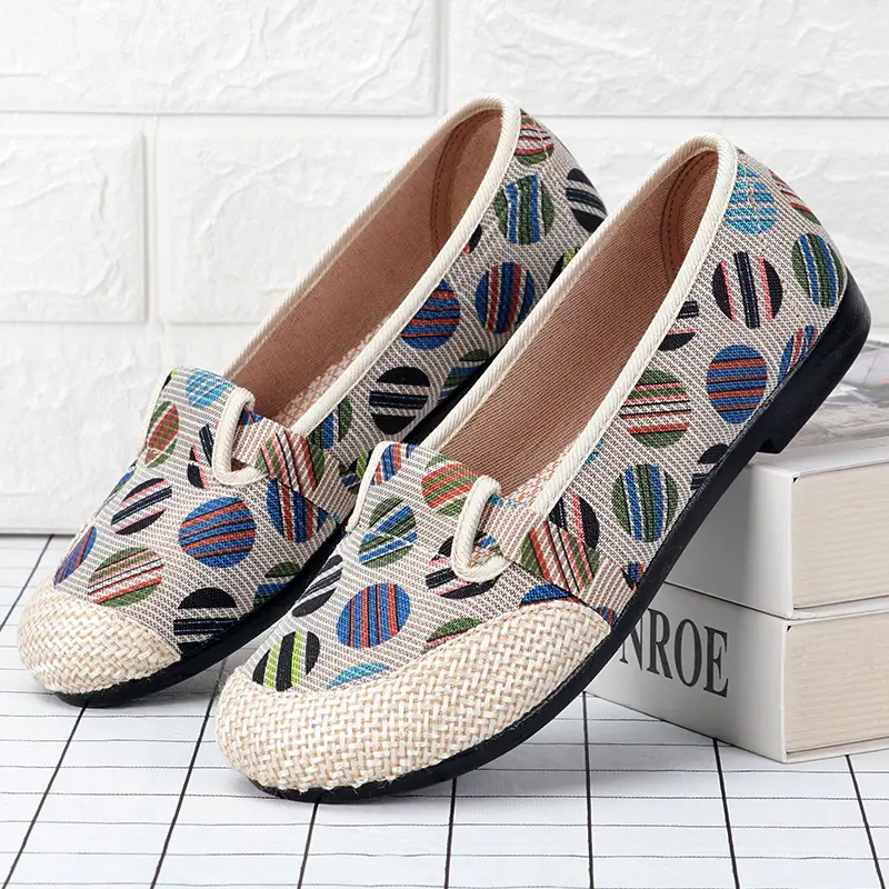 Clearance Women's Shoes Old Beijing Cloth Shoes Women's New Flying Woven Shoes Casual Single Shoes Foreign Trade Soft Sole Middle-aged and Old Mother Shoes - Image 7