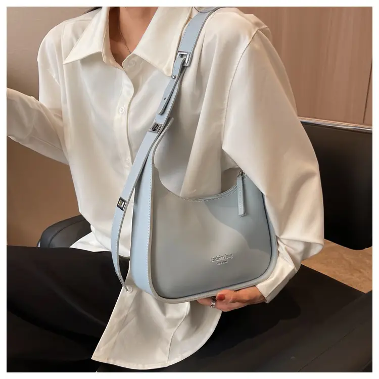 Women's Large Capacity Textured Shoulder Bag 2023 — feature 26