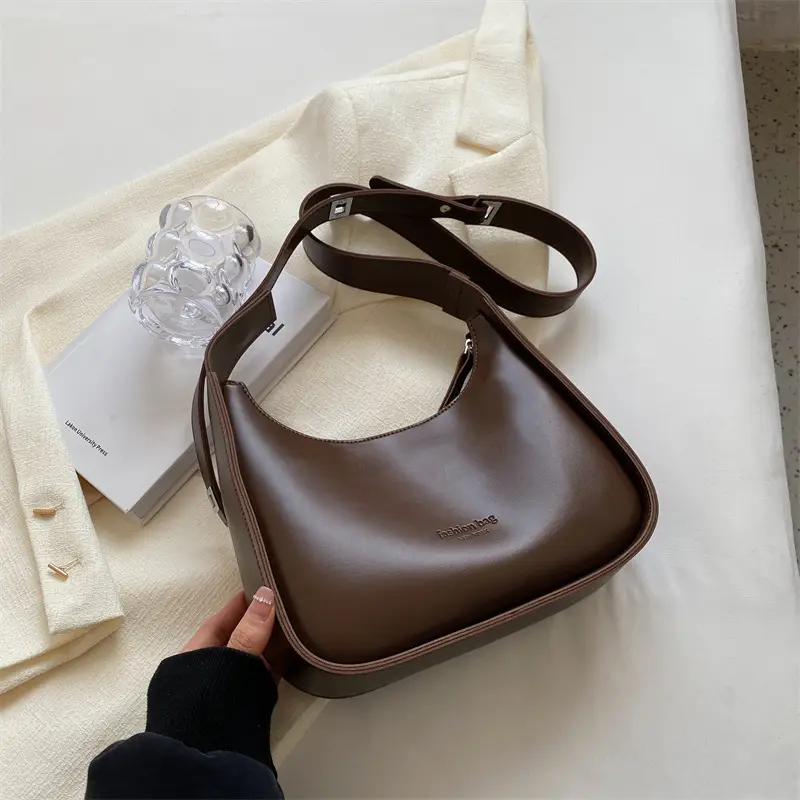 Women's Large Capacity Textured Shoulder Bag 2023 - Image 2