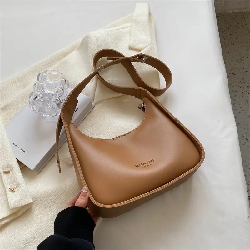 Women's Large Capacity Textured Shoulder Bag 2023 - Image 3