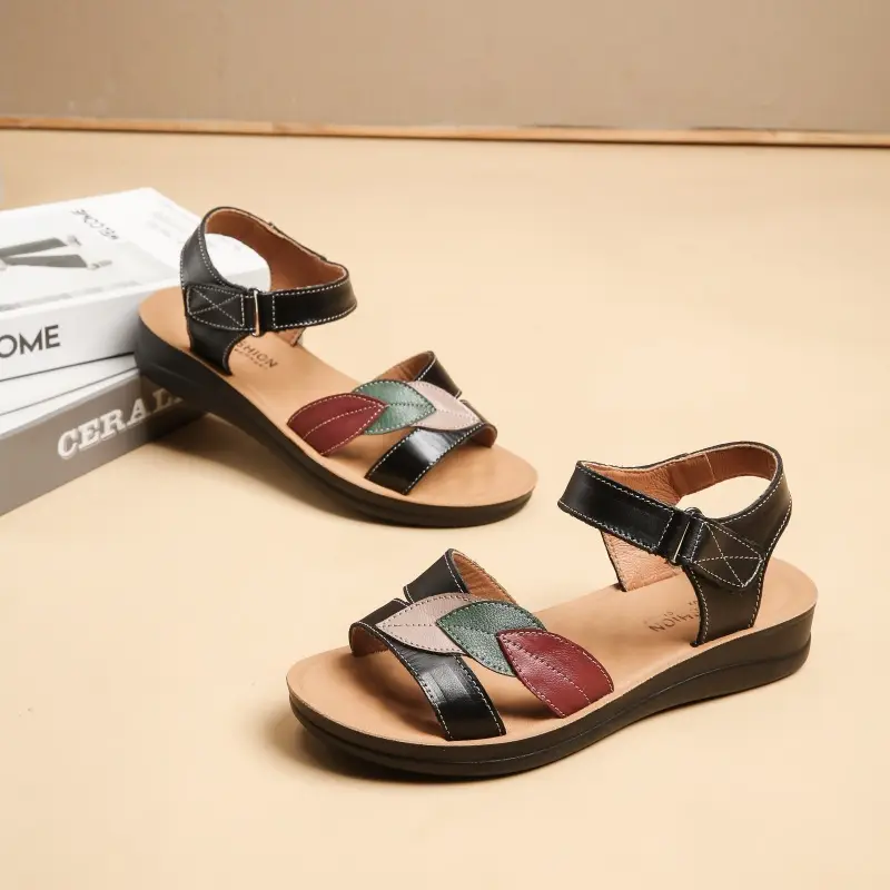 First-Layer Cowhide Mother's Sandals, Genuine Leather, Summer Soft-Soled Women's Shoes for Middle-Aged and Elderly, Flat-Soled, Non-Slip, Peep-Toe for Seniors