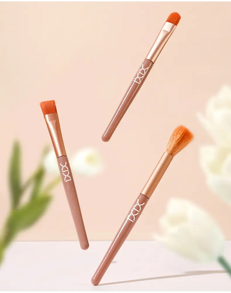 xixi 3-Piece Blush Eye Shadow Blush Brush Set — feature 13
