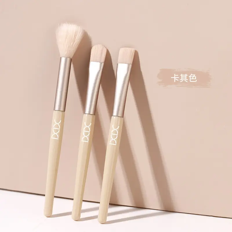 xixi 3-Piece Blush Eye Shadow Blush Brush Set - Image 3