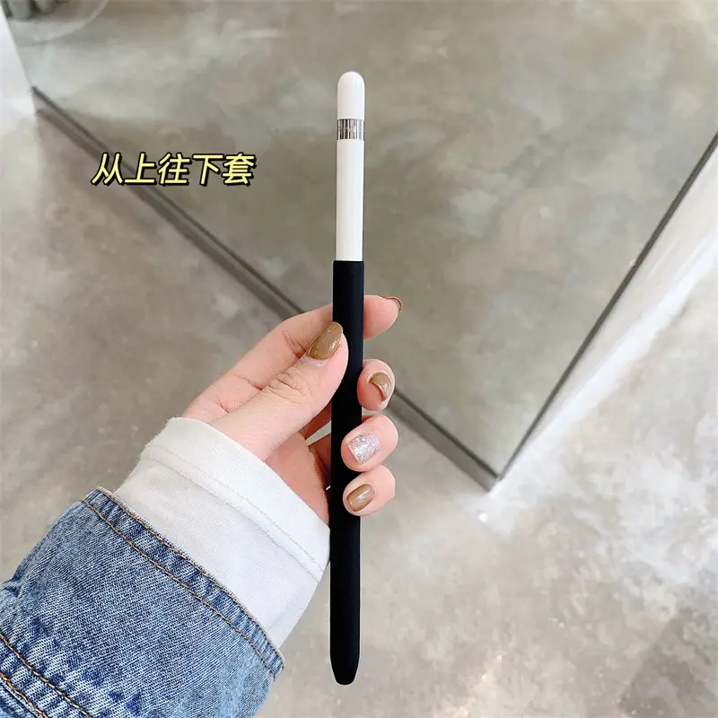 Apple Pencil with Mickey Design Protective Case - Image 9