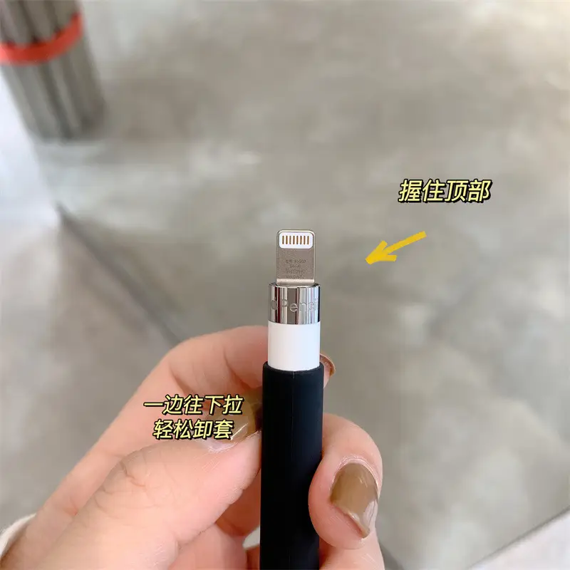 Apple Pencil with Mickey Design Protective Case - Image 10