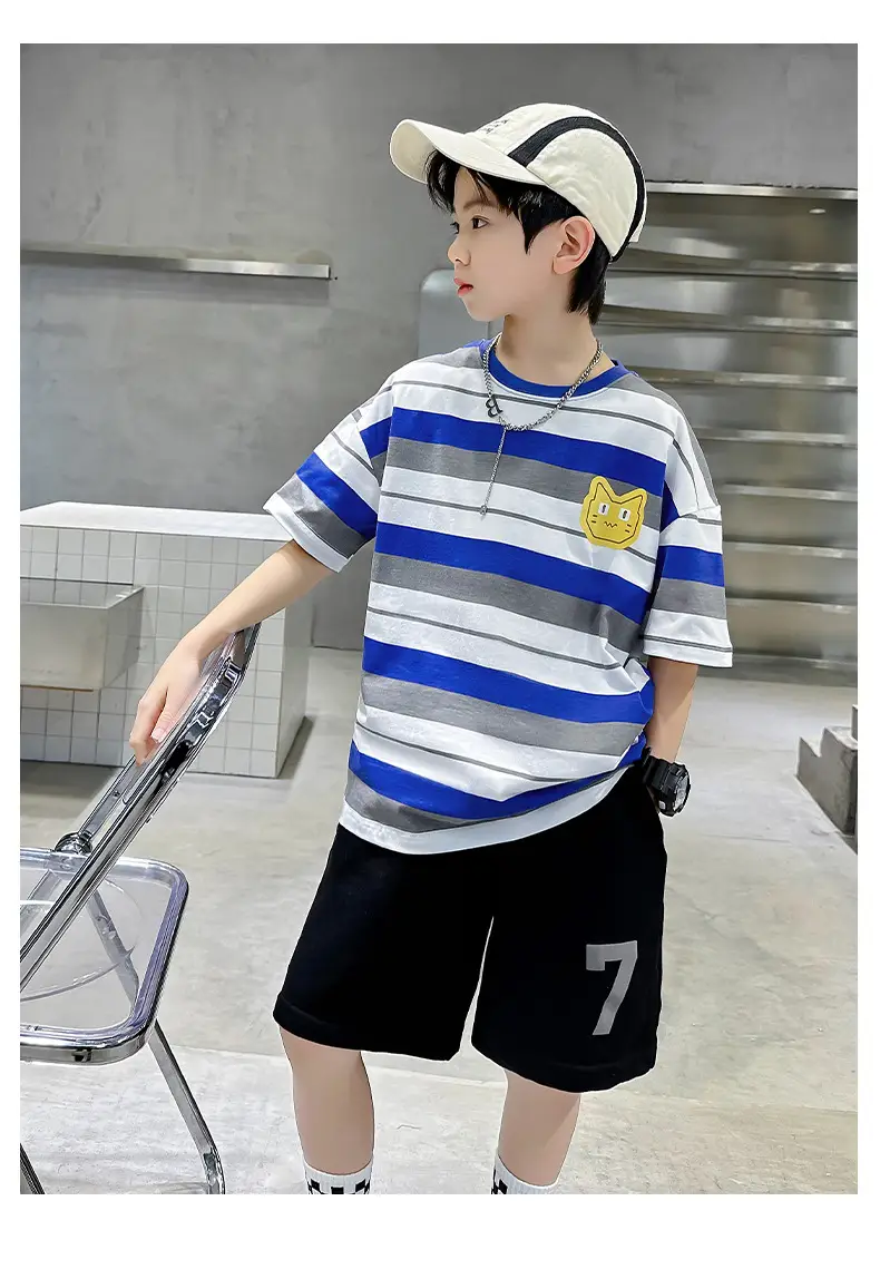 Kids Black Elephant Print T-Shirt Summer 2024 Medium Large — feature 14