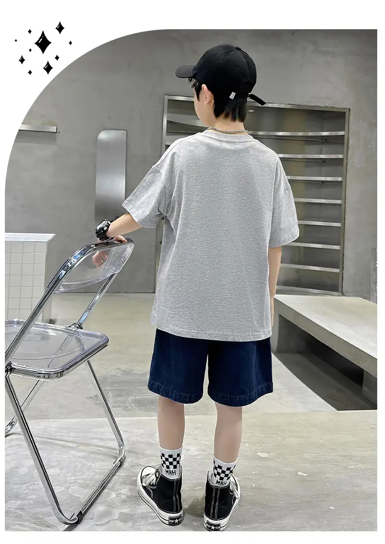 Kids Black Elephant Print T-Shirt Summer 2024 Medium Large — feature 31