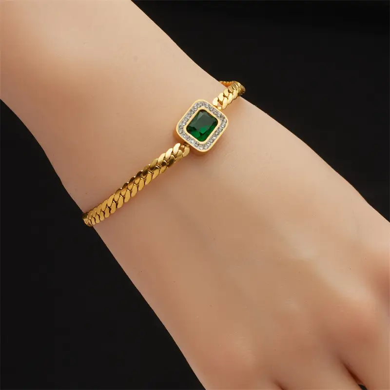 Green Square Diamond Gemstone Titanium Bracelet β feature 8