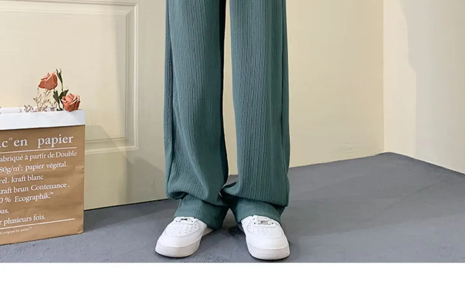 Men's Green Ice Silk Wide Leg Pants 2023 — feature 1