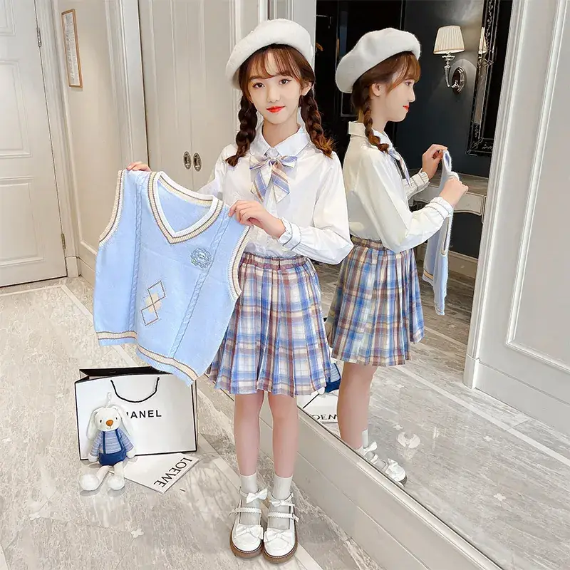 Girls Korean Style Rhombic Vest Shirt Pleated Skirt Set - Image 6
