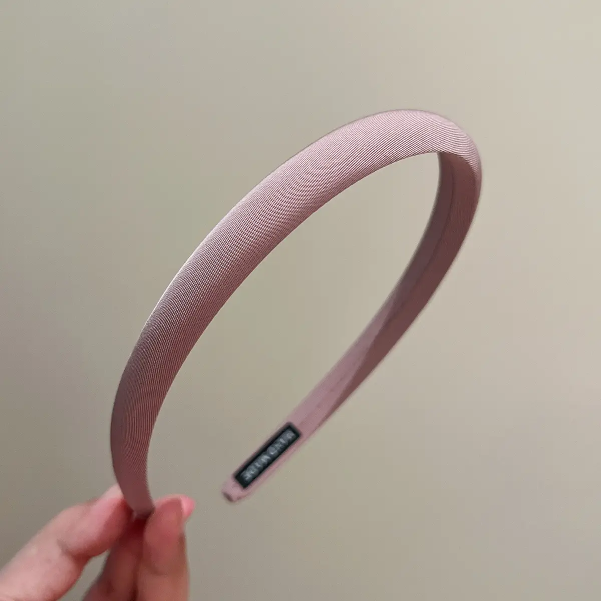 Black Satin Hairpin Women's High-End Hair Press - Image 2