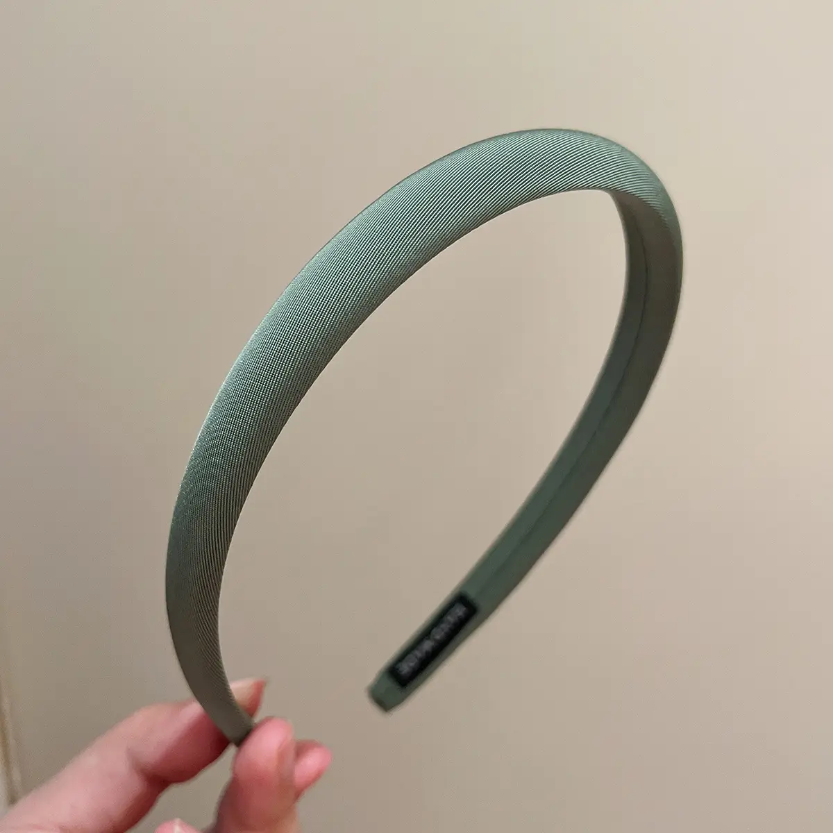 Black Satin Hairpin Women's High-End Hair Press - Image 4