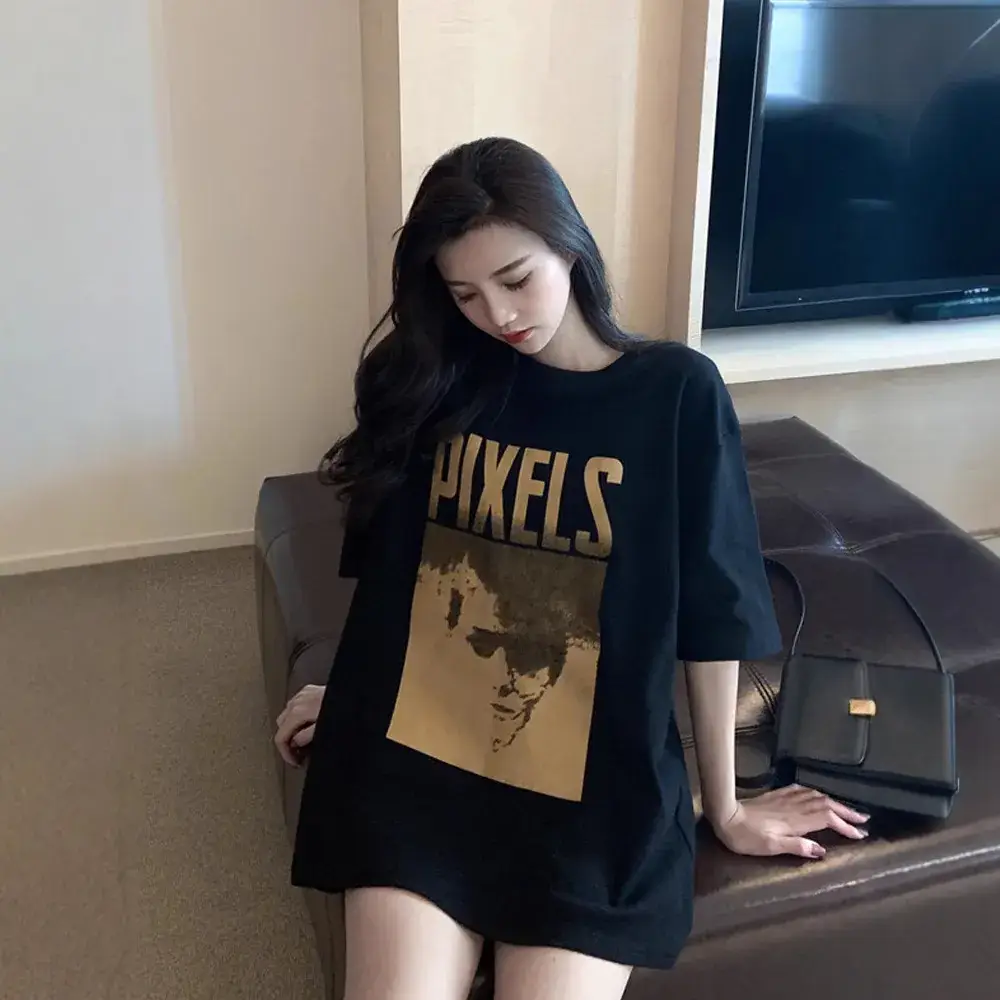 Women Pixel Print T-Shirt Large Black Loose Fit - Image 4