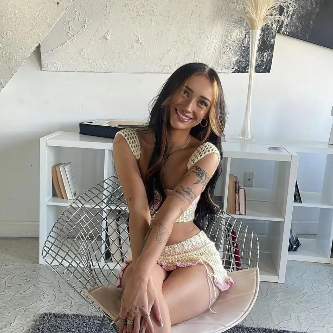 2023 Knitted Two-Piece Vest & Skirt Set for Women — feature 15