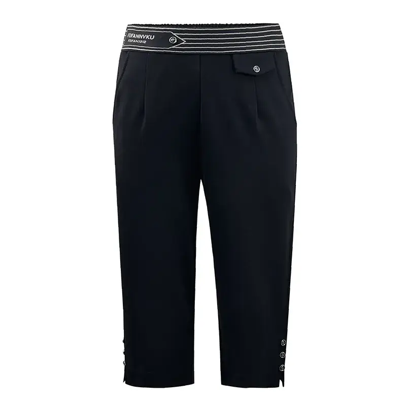 Plus Size Women's Black Cropped Pants with Side Slits - Image 6
