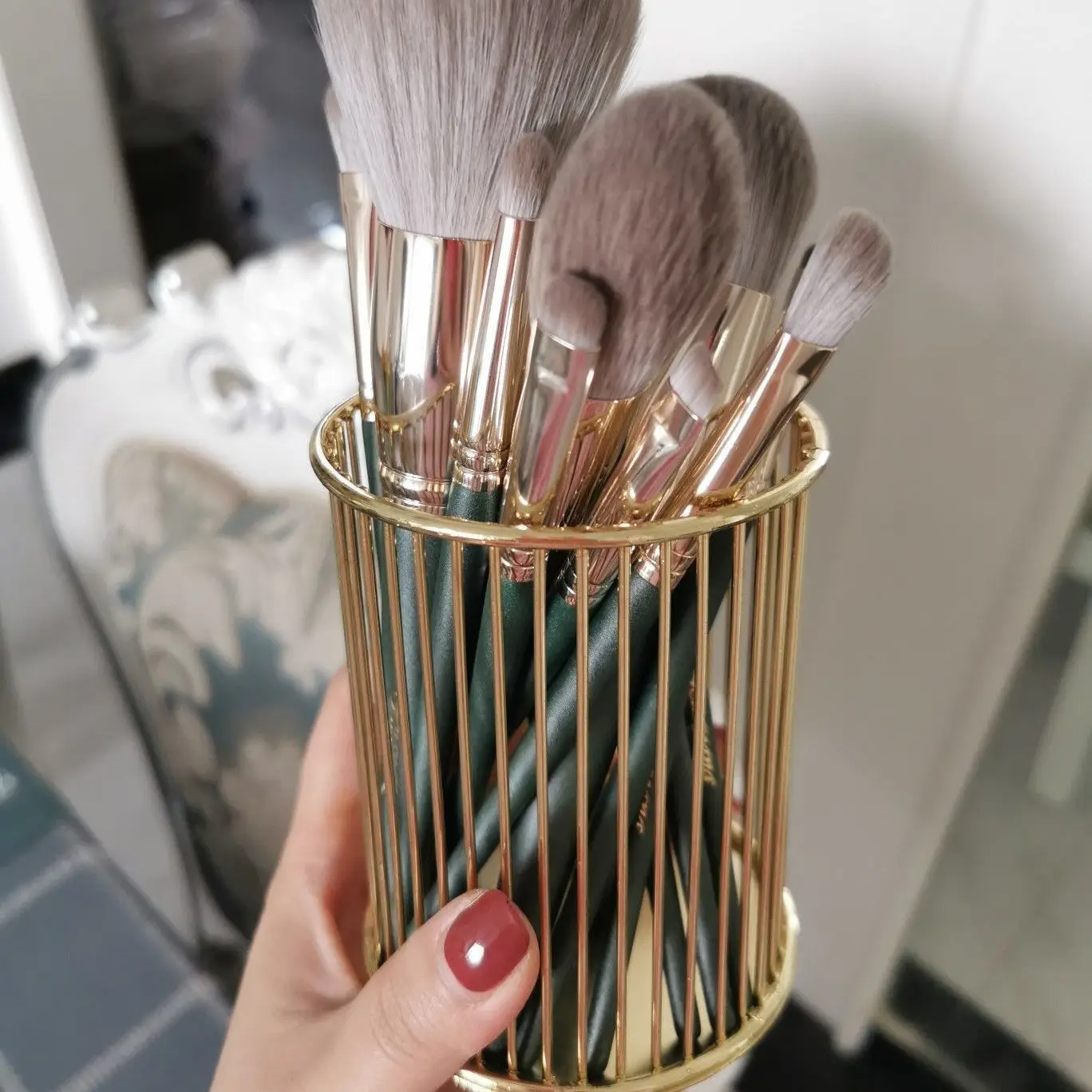 Golden Wrought Iron Makeup Brush Storage Bucket - Image 3