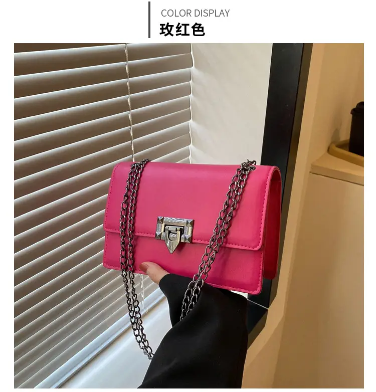 Women's 2023 Chain Shoulder Bag Brown White — feature 10