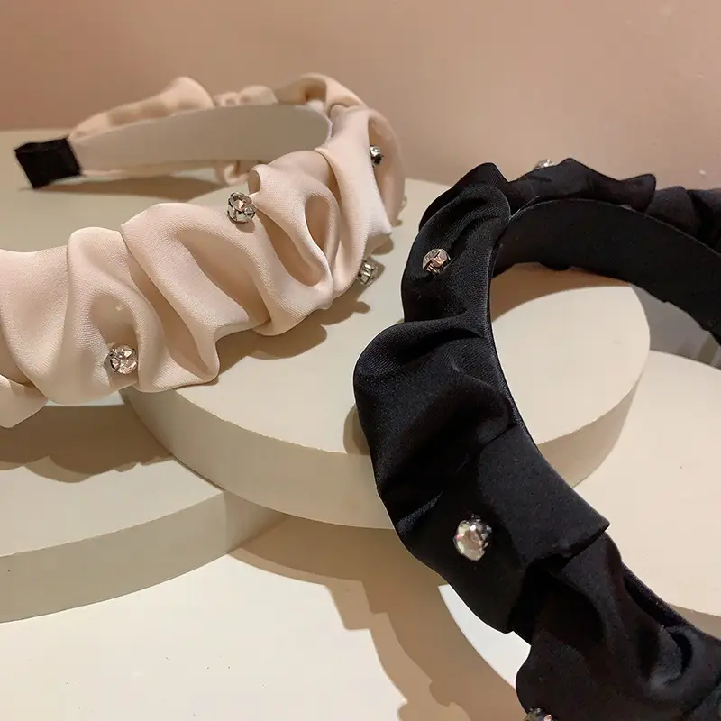 Starry Rhinestone Satin Headband with Wide Bristle — feature 3