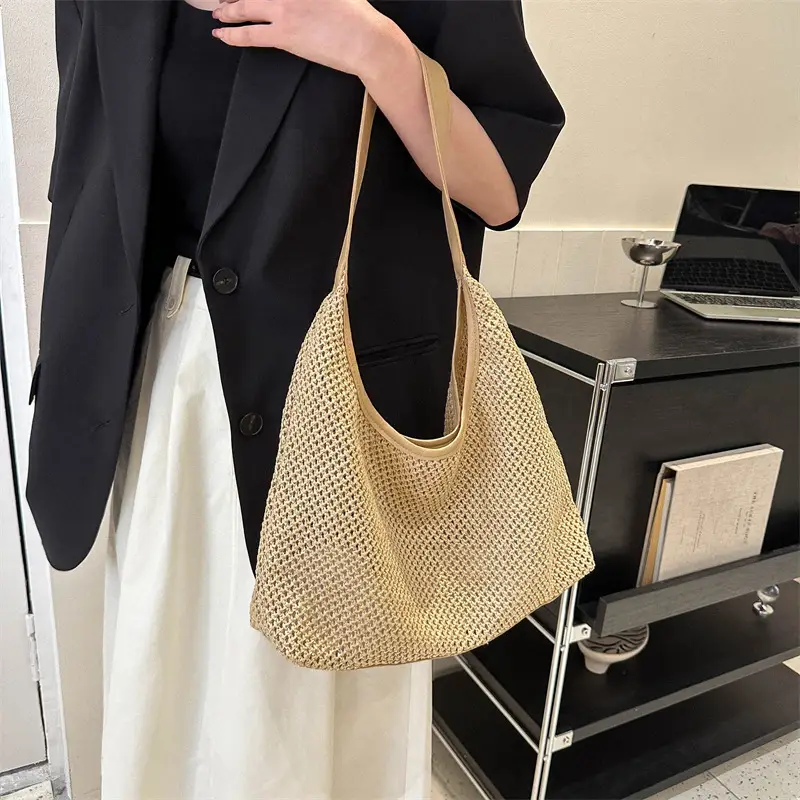 Women's Straw Woven Shoulder Bag Gold Seaside Travel