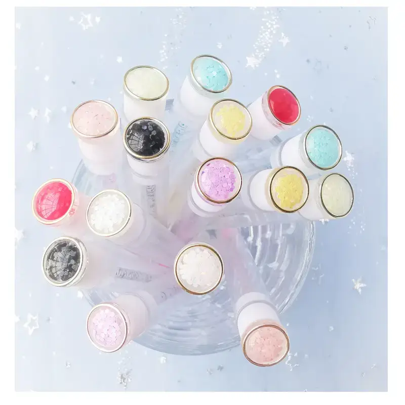 7 Color Eyelash Test Tubes with Keychain — feature 2
