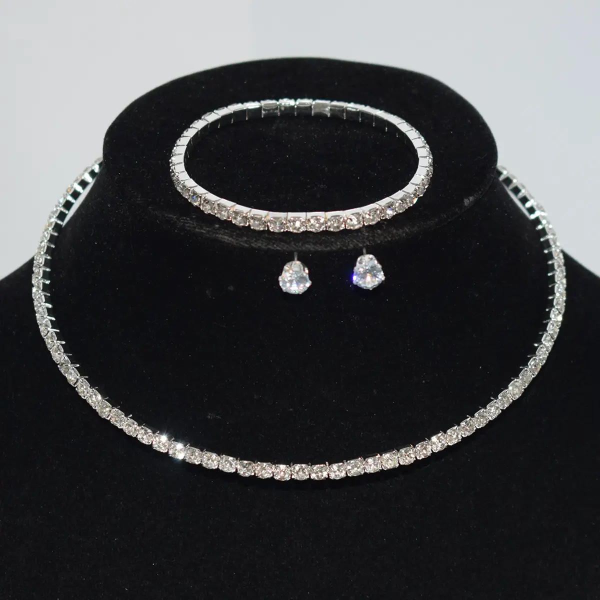 Three Piece Pearl Diamond Necklace Set Gold Plated - Image 13