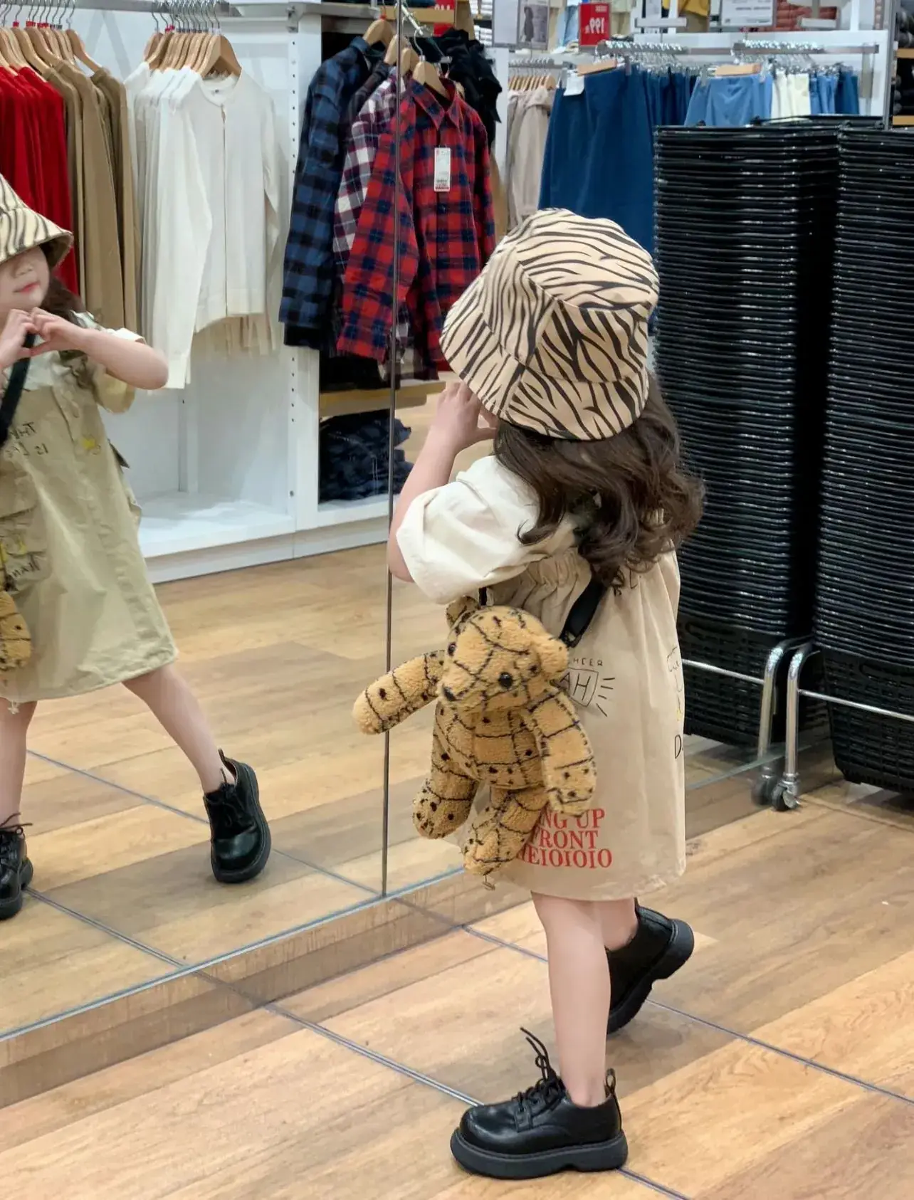 2023 Summer Cartoon Print Skirt & T-Shirt Set — feature 7