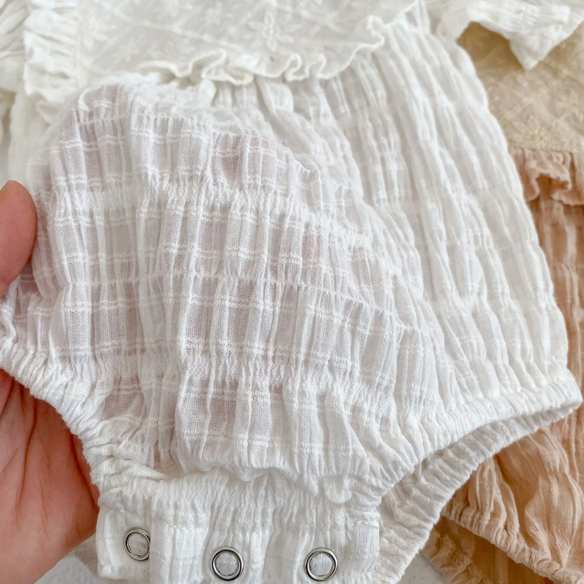 Baby Jacquard Suit Beige White Ear-Triangle Shorts — feature 13