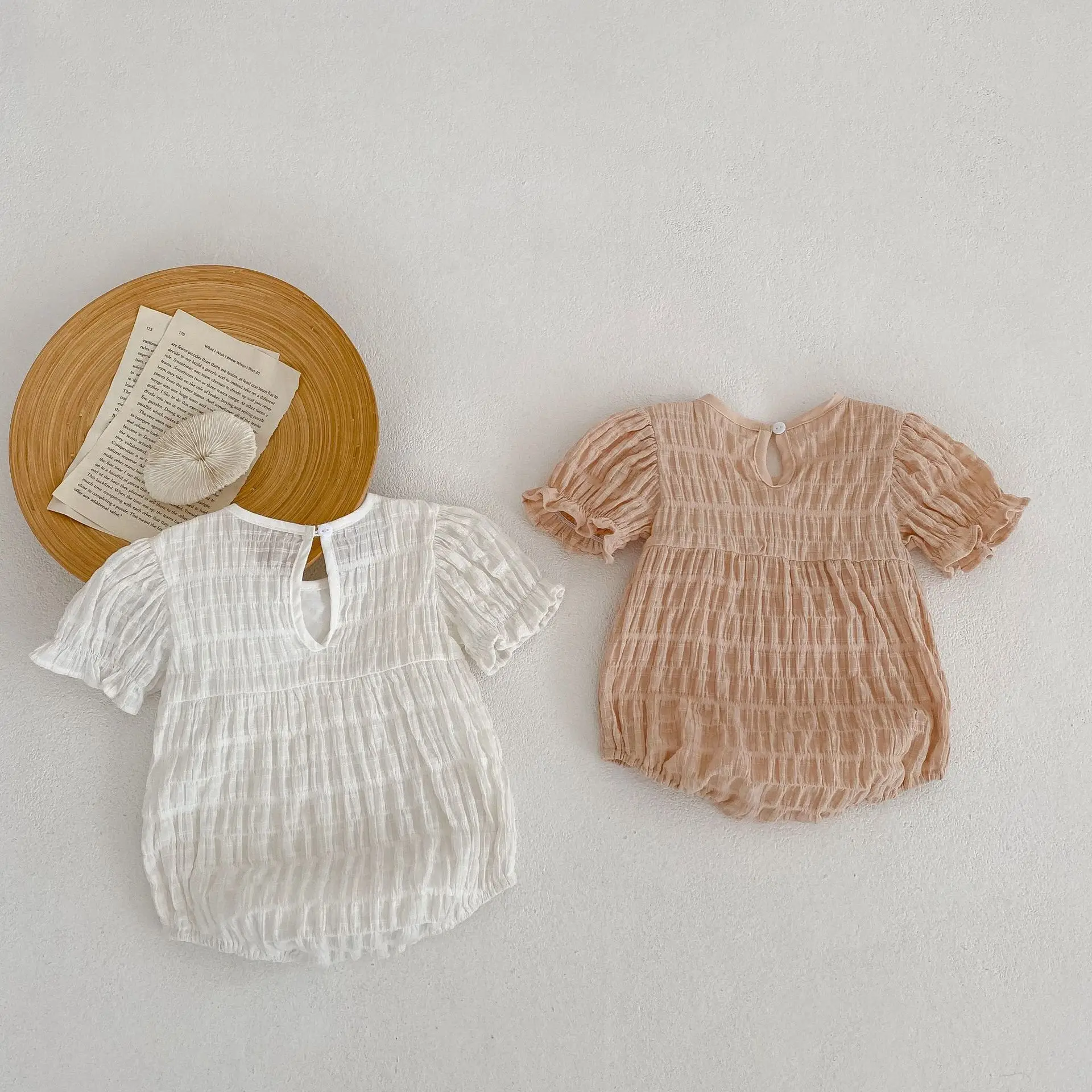 Baby Jacquard Suit Beige White Ear-Triangle Shorts — feature 2