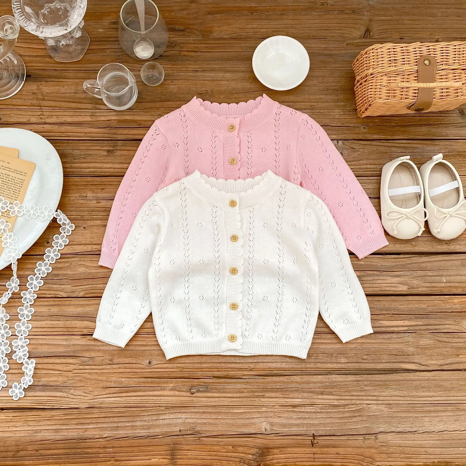 2025 Spring Cardigan Heart Shaped Sun Protection Jacket 2 Colors — feature 12