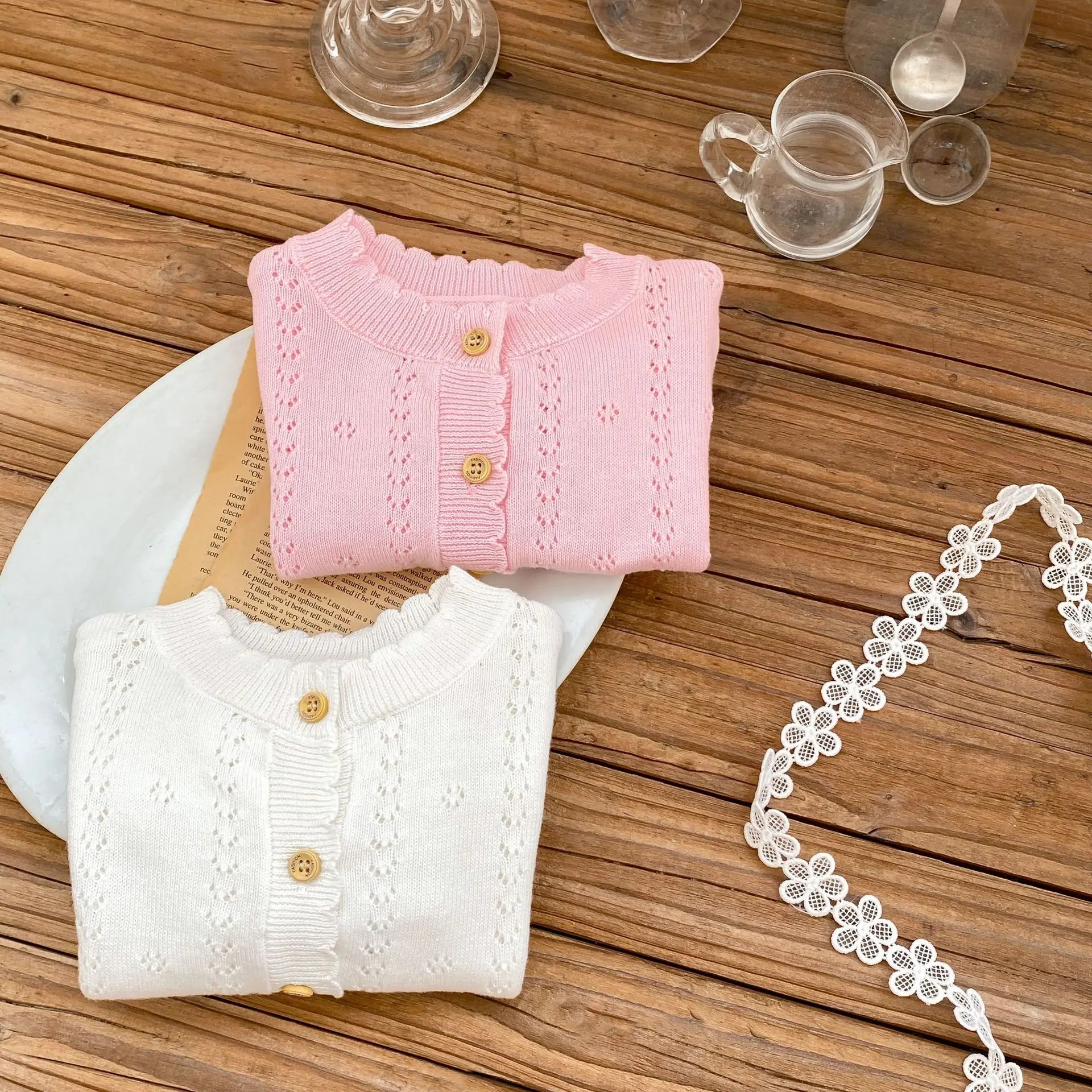 2025 Spring Cardigan Heart Shaped Sun Protection Jacket 2 Colors — feature 14