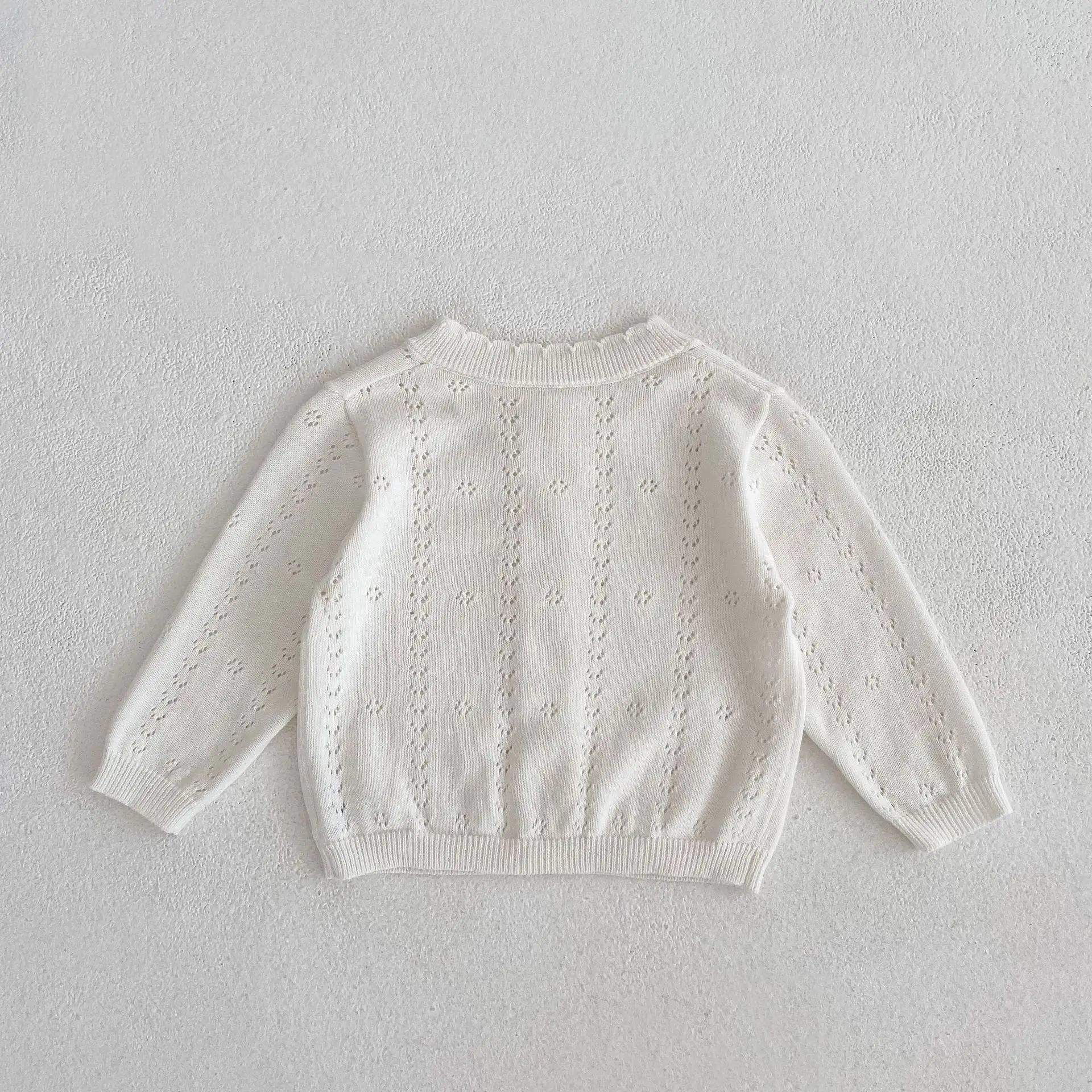 2025 Spring Cardigan Heart Shaped Sun Protection Jacket 2 Colors — feature 19