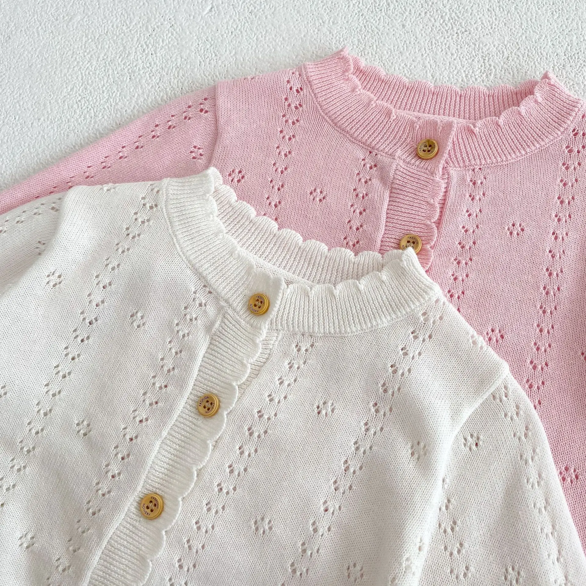 2025 Spring Cardigan Heart Shaped Sun Protection Jacket 2 Colors — feature 20