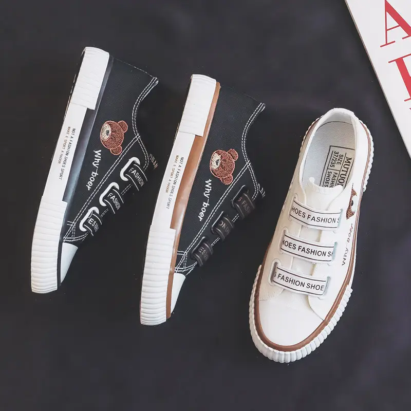 Women's White Canvas Low-Top Sneakers with Elastic Band - Image 7