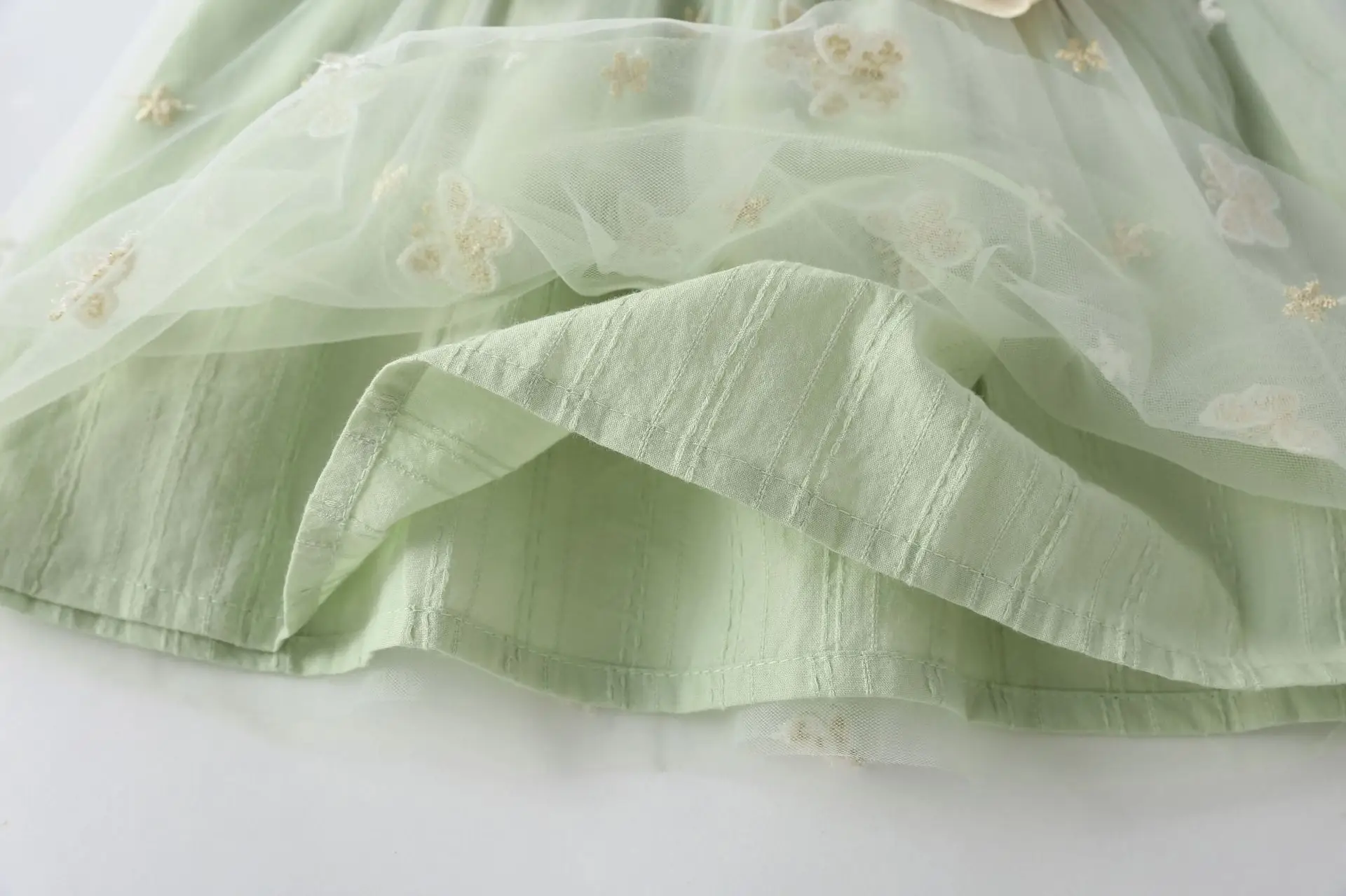 Pink Chrysanthemum Baby Dress with Bow & Shoes — feature 6