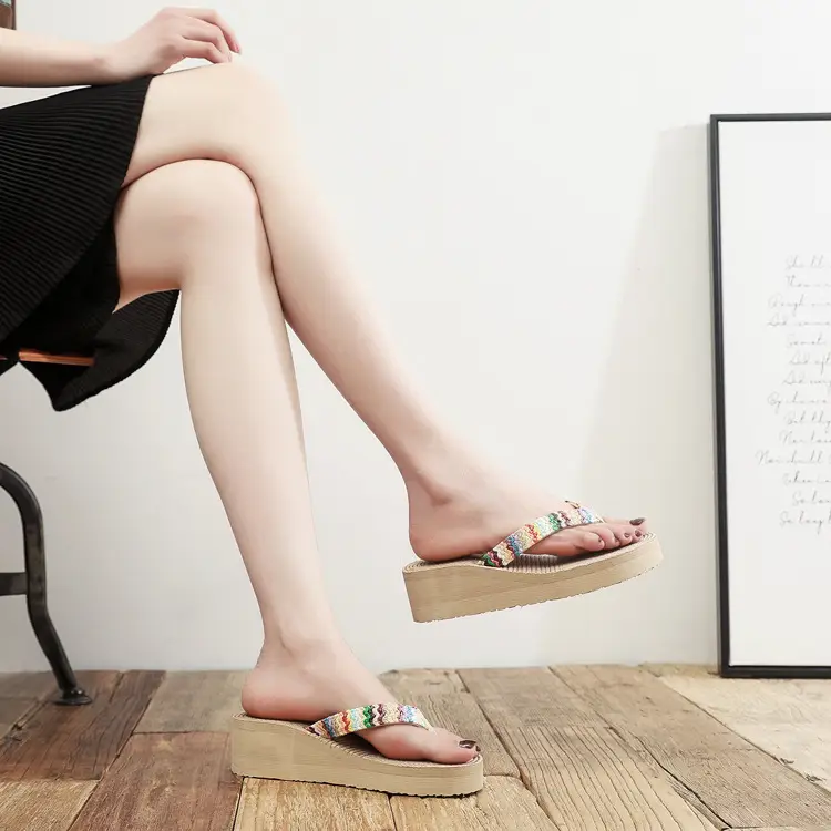 Women Straw Sandals with Colorful Embroidery — feature 10
