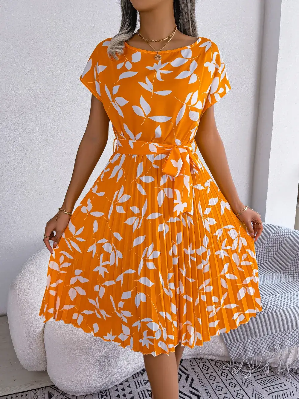 Blue Leaf Print Short Sleeve Pleated Dress for Women - Image 3