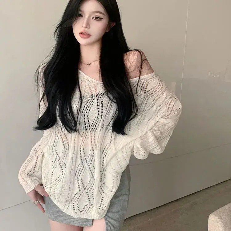 White Knit Hollow V-Neck Sun Protection Blouse for Women - Image 4