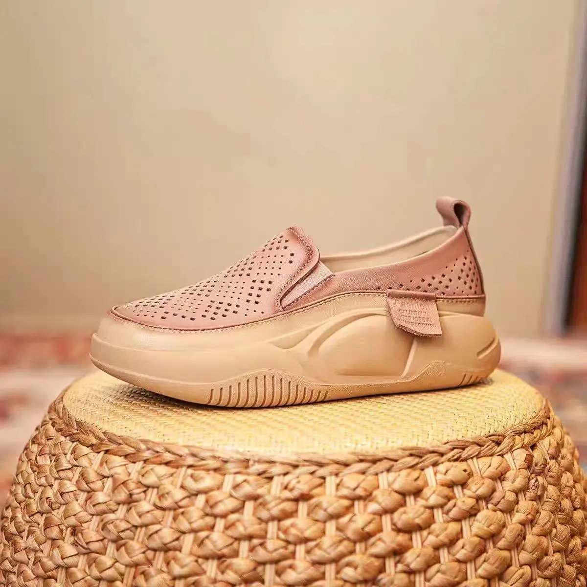 Women's 2024 Slip-On White Hollow Loafers Thick Sole — feature 3