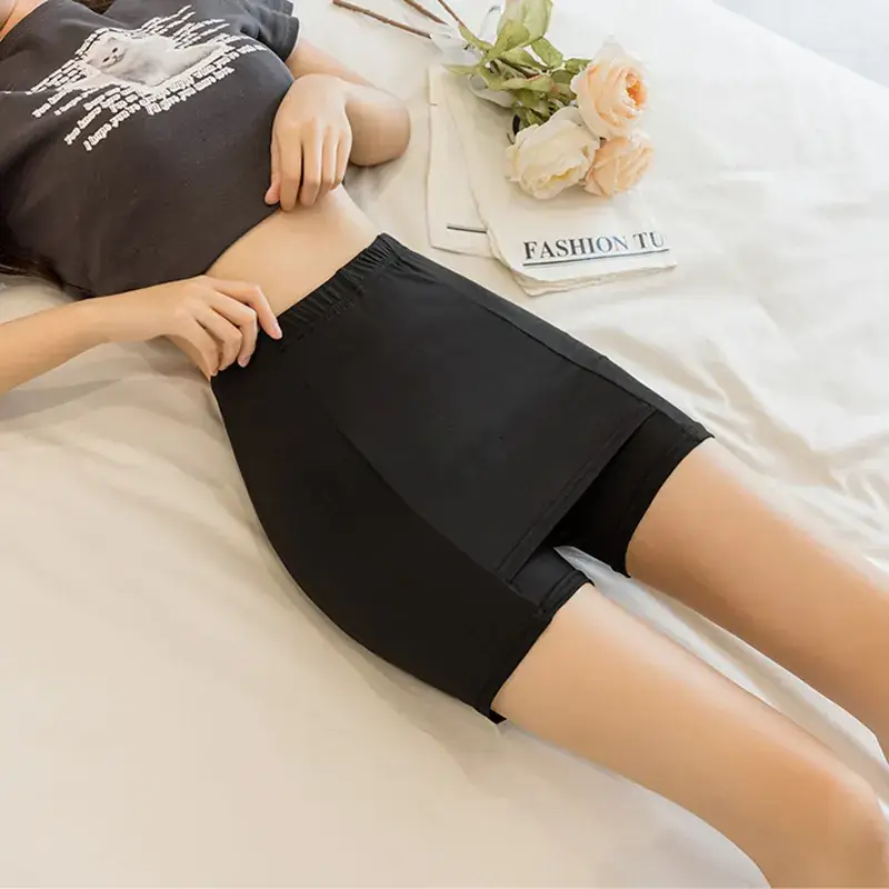 Women Heart Print Ice Silk Leggings White Shorts Set