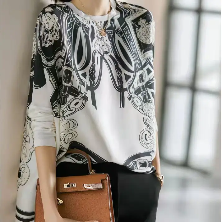 Women Dolman Sleeve Satin Top Black White 2023 — feature 5