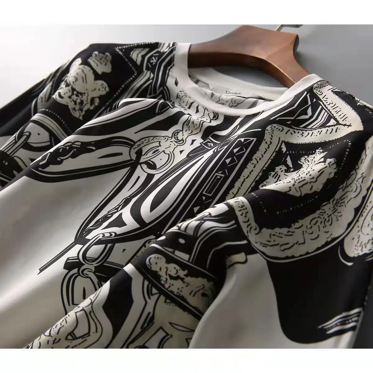 Women Dolman Sleeve Satin Top Black White 2023 — feature 6