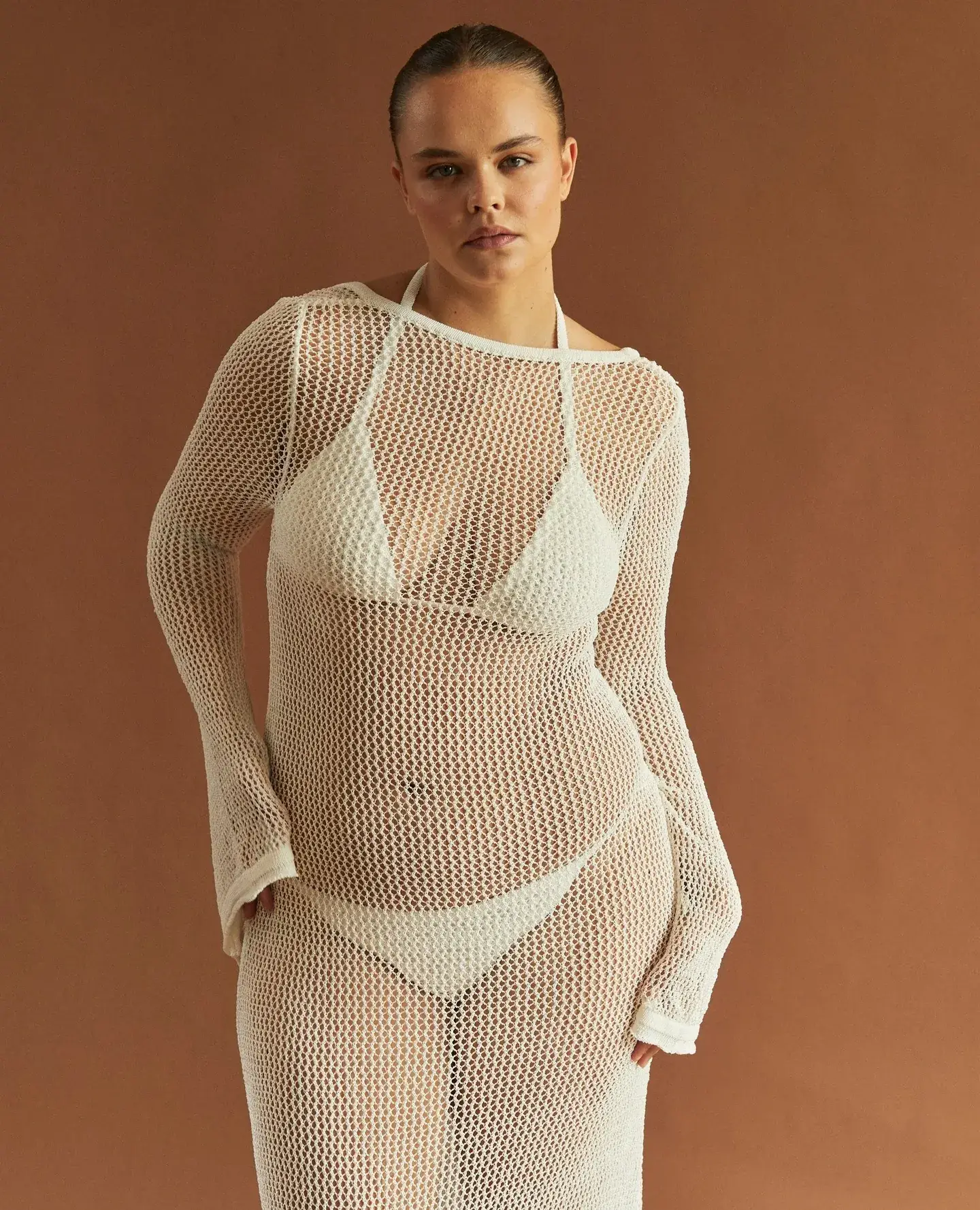 New Knitted Long-sleeve Backless Dress for Women — feature 14