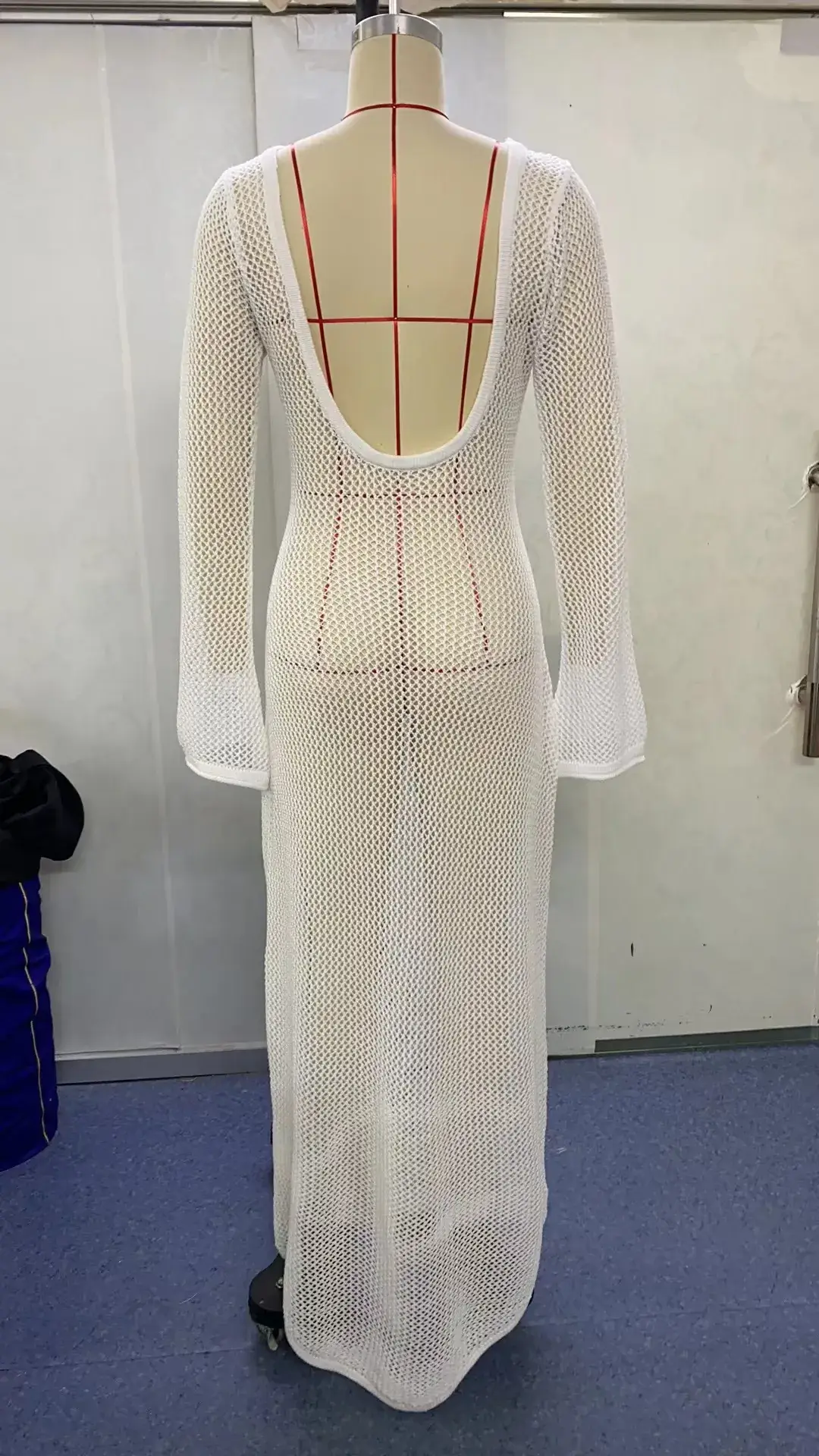 New Knitted Long-sleeve Backless Dress for Women — feature 26