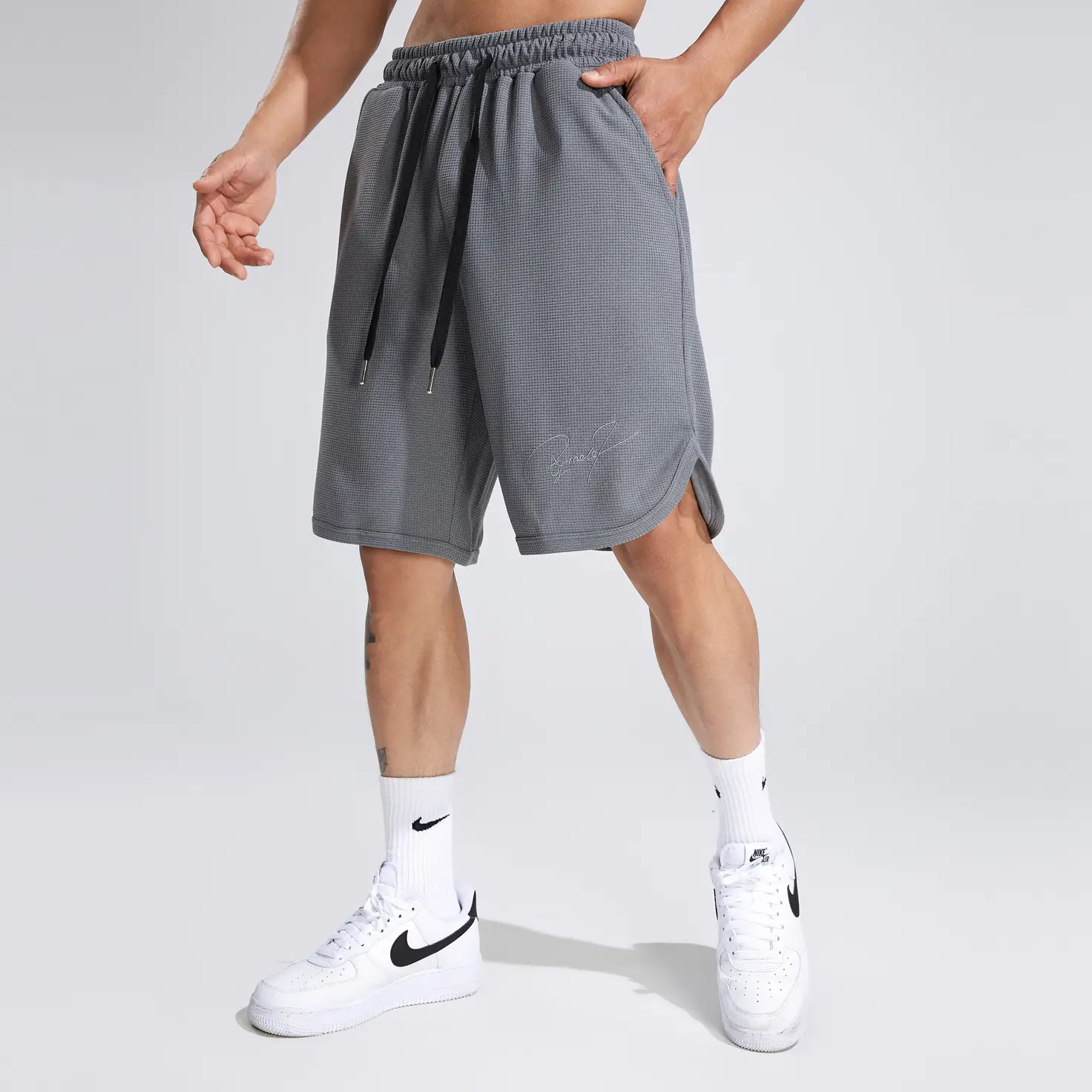 Men's White Vertical Stripe Muscle Vest I-Shape — feature 18