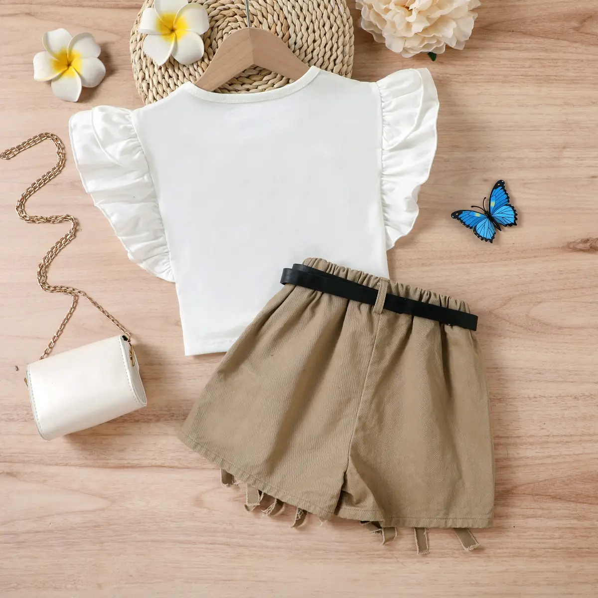 White Flying Sails T-Shirt with Heart Print + Brown Fringed Shorts Set — feature 17