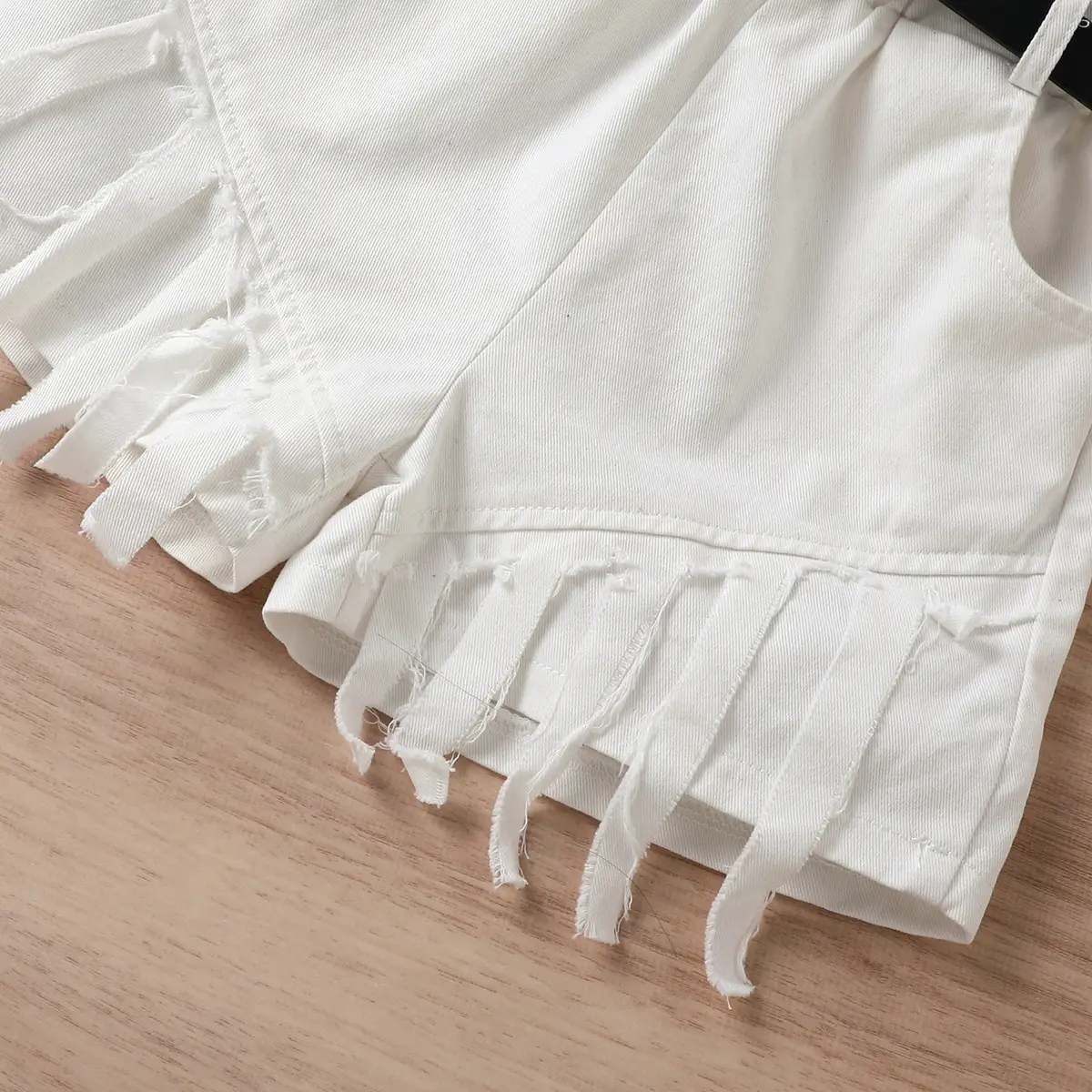 White Flying Sails T-Shirt with Heart Print + Brown Fringed Shorts Set — feature 27